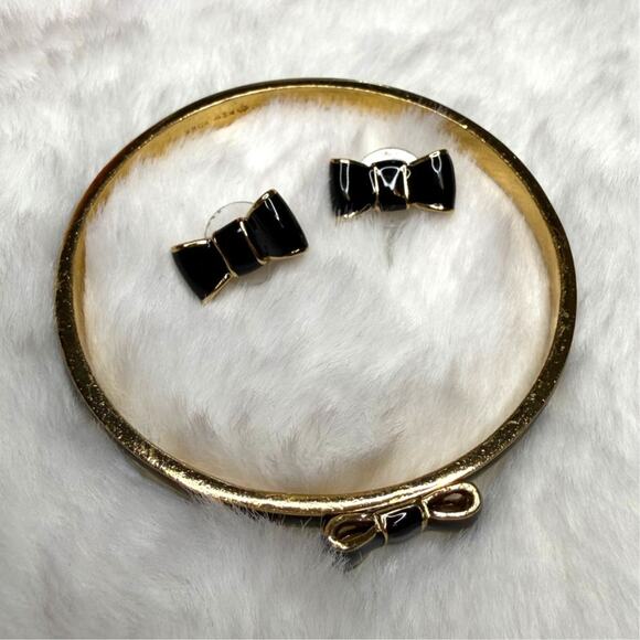 kate spade Jewelry - Kate Spade Black Gold-Tone Bow Bracelet and Earrings Set